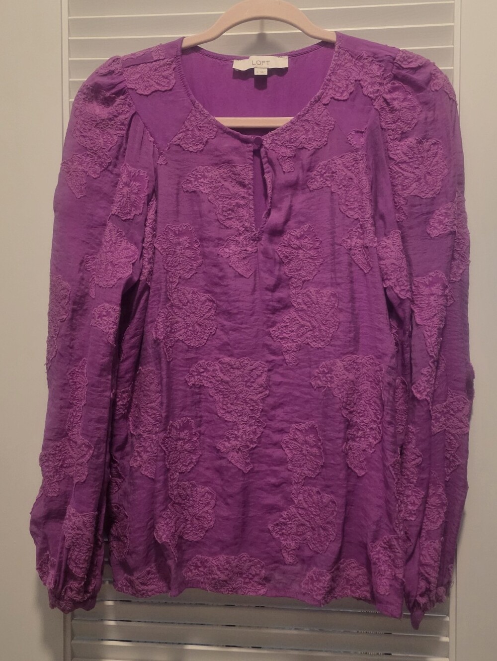 LOFT Floral Jacquard Keyhole Blouse